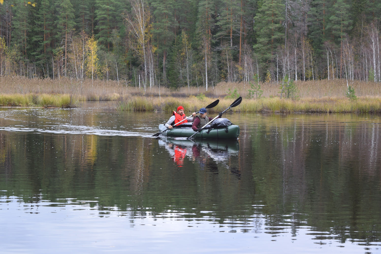 Saimaa Kayaks packraft Adventure Twin kahden melojan käytössä