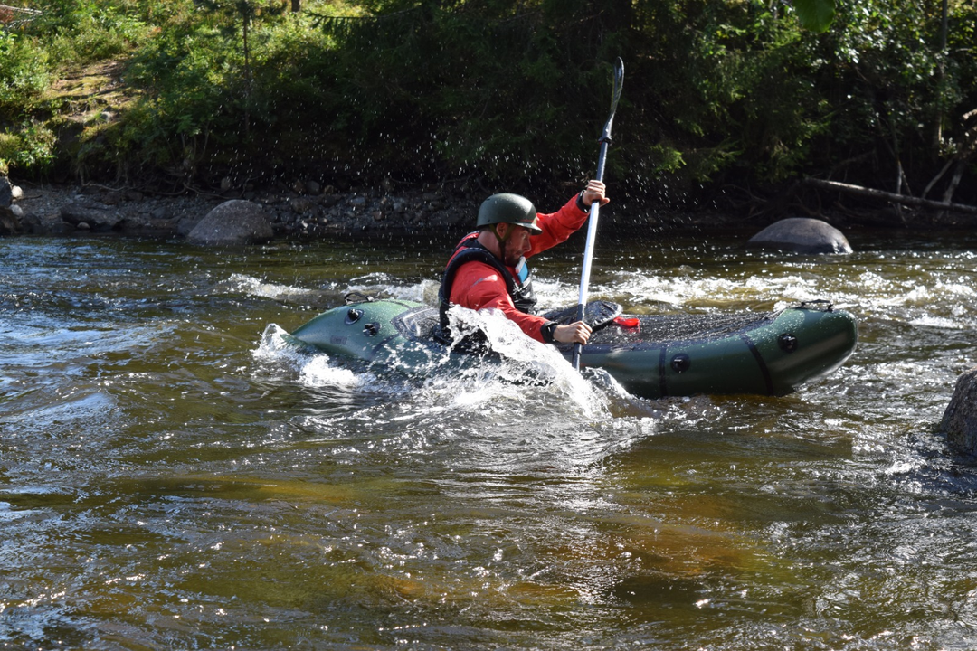 Packraft Adventure Rapid - koskiin ja kovempaan menoon (275x88cm)