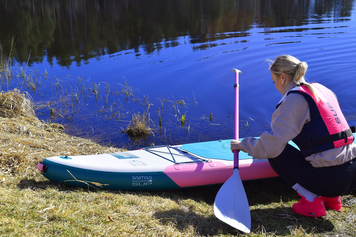 Saimaa Sup Bass Pink 2026 (335 x 84cm) - Vakaa & kantava SUP-lauta