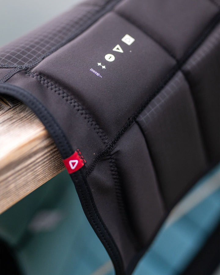 Follow P1 Traction Impact liivi, Black (Episode 5, 2026)