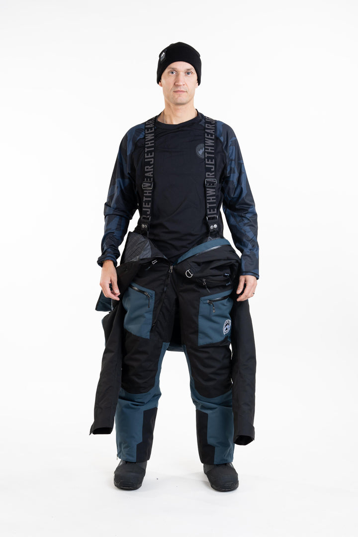 The One V2 - Black/DeepSea/White - 150g vuori