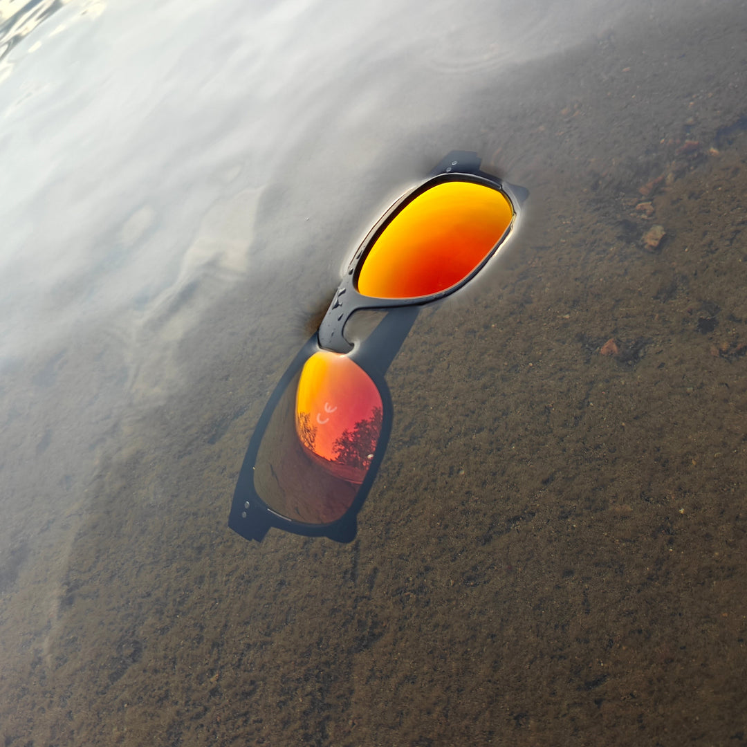 Kelluvat ja polarisoidut aurinkolasit Breeze, Sunset Red